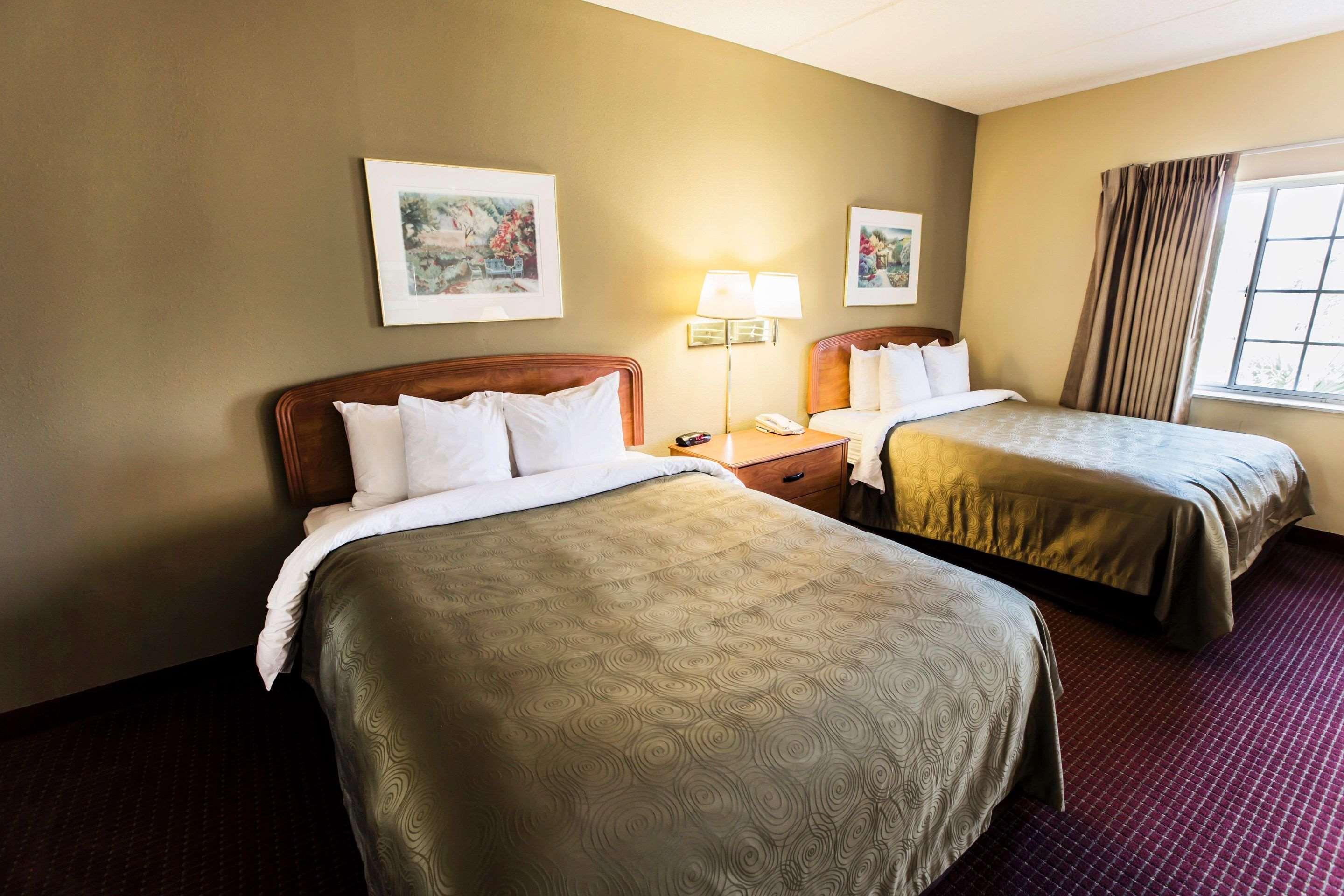 Mainstay Suites Wilmington - University Area Bagian luar foto