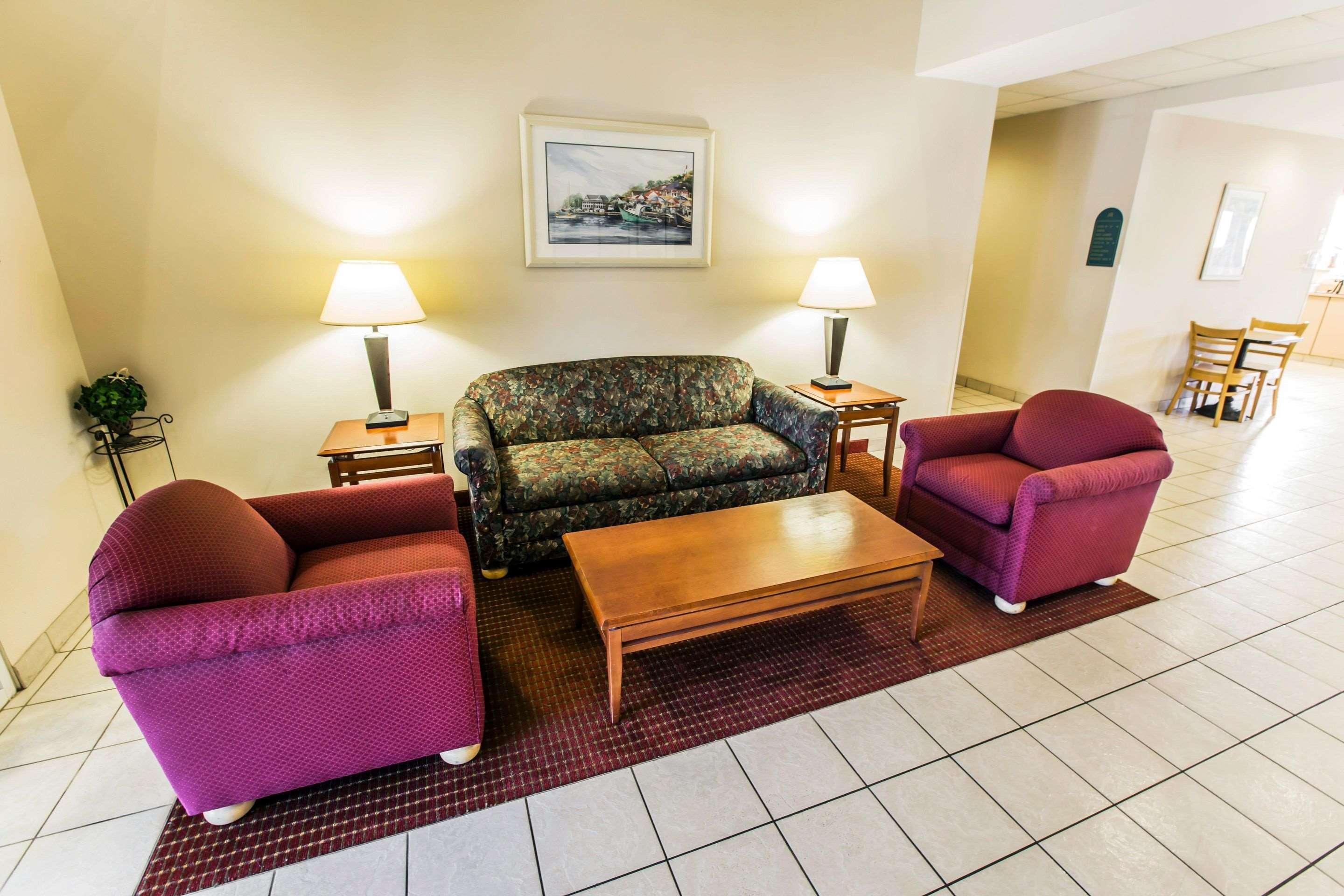 Mainstay Suites Wilmington - University Area Bagian luar foto