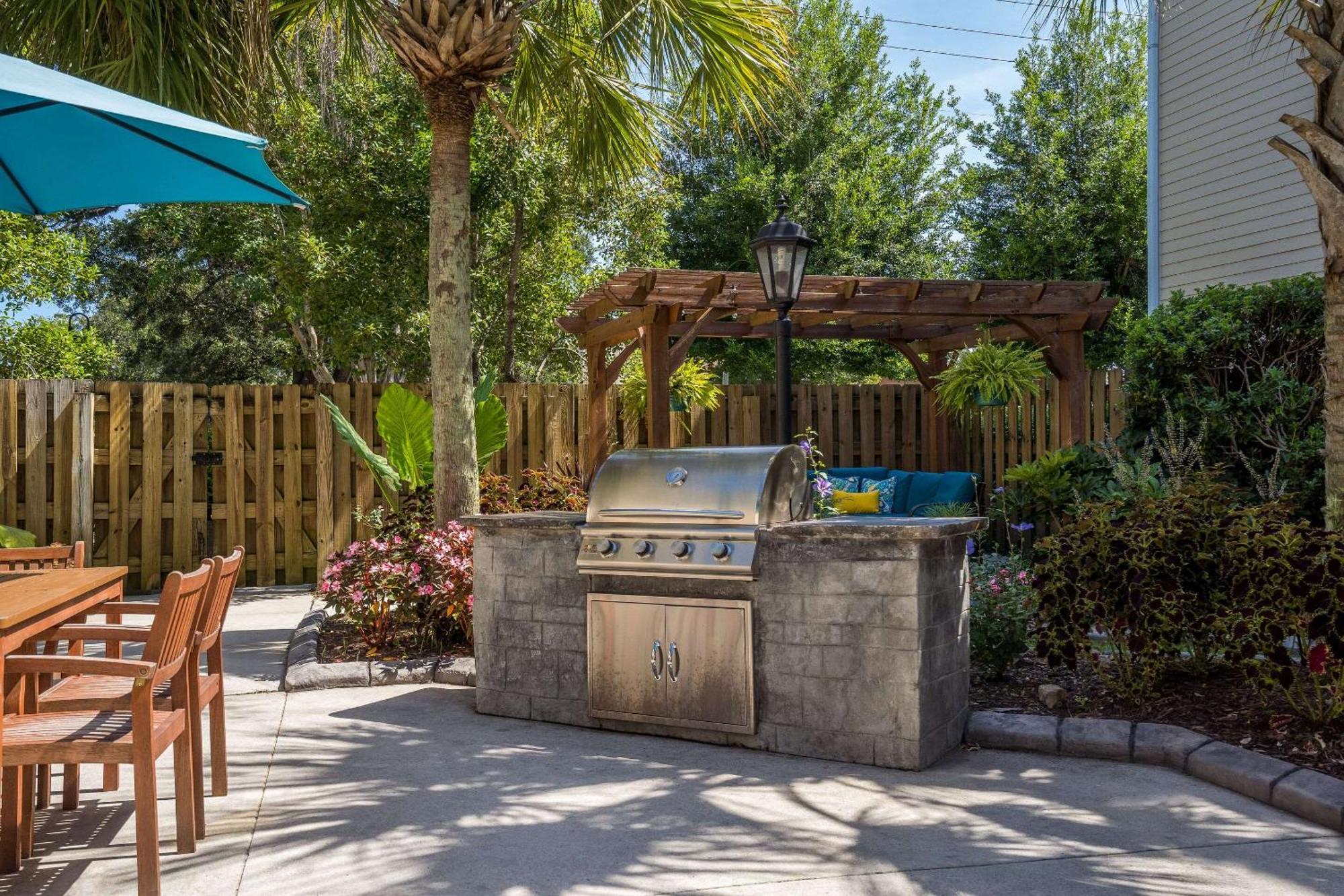 Mainstay Suites Wilmington - University Area Bagian luar foto